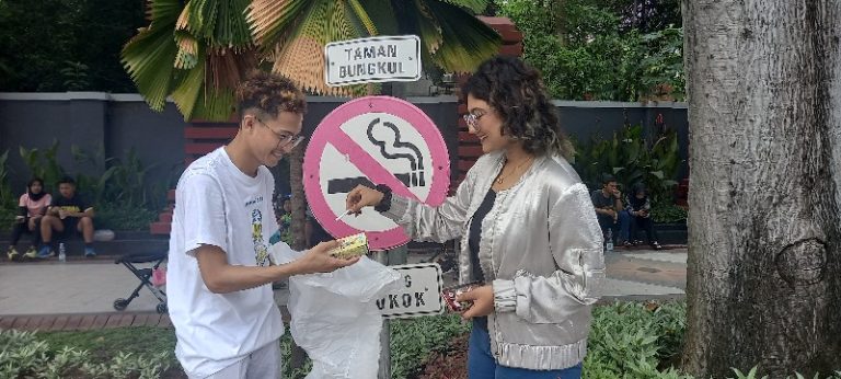FKM Unair dan Pemkot Surabaya Gelar Kampanye Anti Rokok