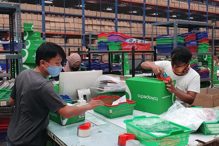 Tokopedia PHK