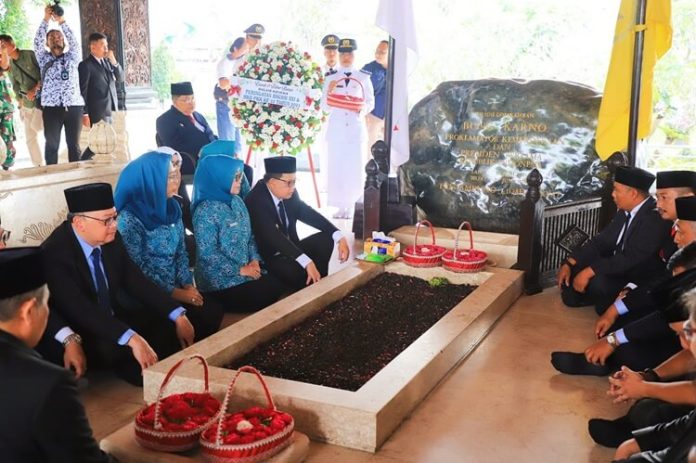 Makam Bung Karno