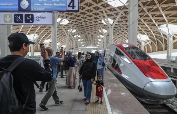 tiket whoosh terjual