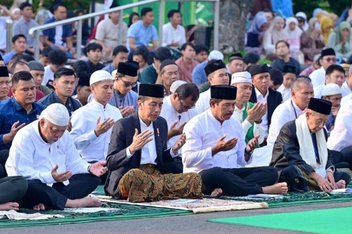 Jokowi Salat Iduladha