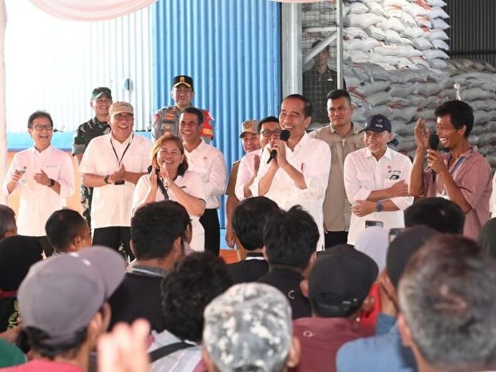 Jokowi Stok Beras Palangkaraya