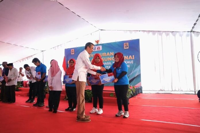 Bank Jatim Buruh Pabrik Rokok