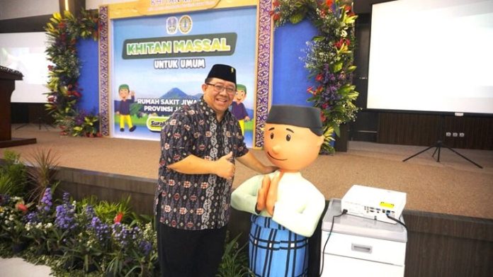 Khitan Massal Rumah Sakit Jiwa Menur