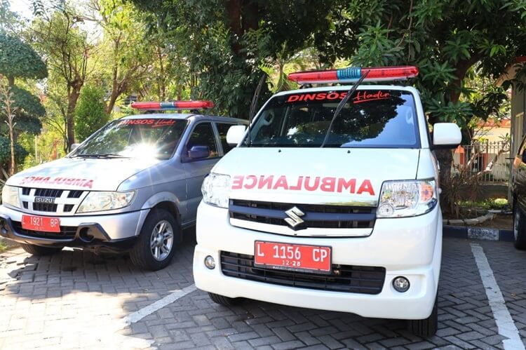 Layani Antar-Jemput Pasien Berobat Gratis, Pemkot Surabaya Sediakan 1 Kelurahan 1 Ambulans