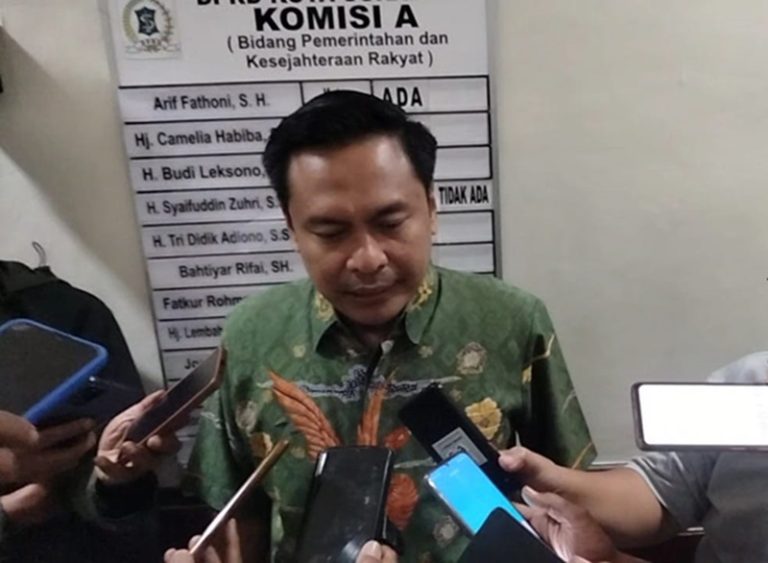 Ketua Komisi A DPRD Surabaya Sarankan Solusi Komprehensif Atasi Parkir Liar
