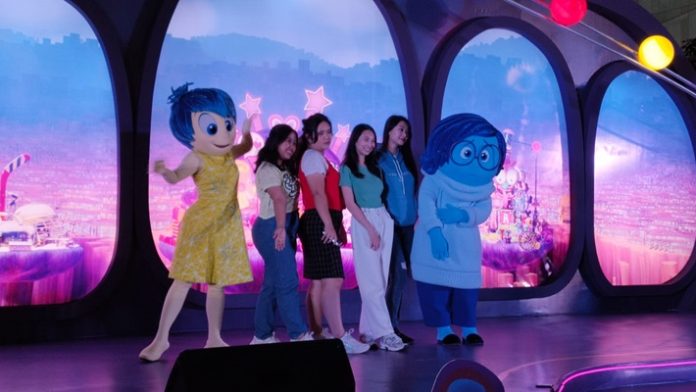 Meet and Greet Karakter Disney dan Inside Out