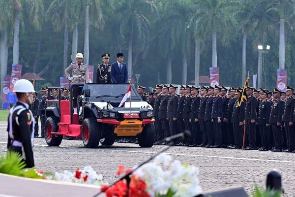 Presiden Jokowi Pimpin Upacara Peringatan Ke-78 Hari Bhayangkara