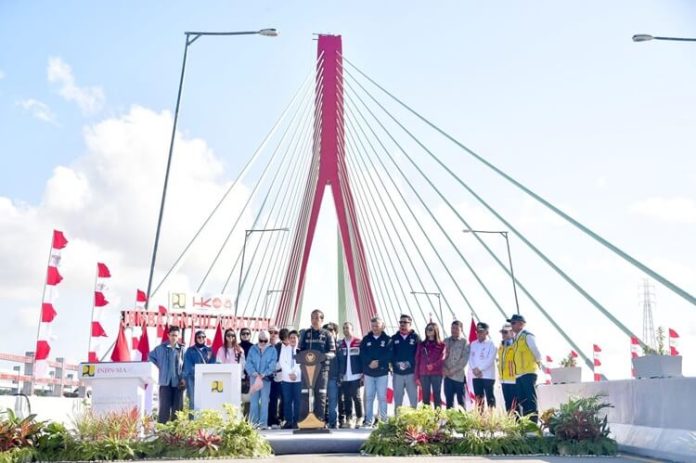 Jokowi Jembatan Pulau Balang
