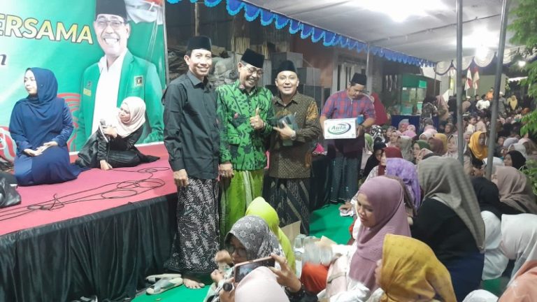 Anggota DPRD Surabaya dari PPP, Muhaimin, Rayakan Kemenangan dengan Warga
