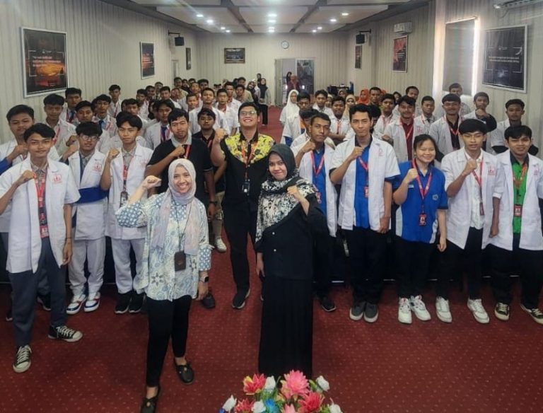 BPJS Ketenagakerjaan Surabaya Darmo Sosialisasikan Program ke Siswa Magang di PT. Indo Bismar