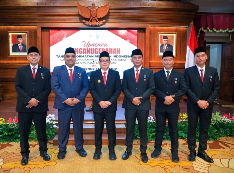 Satyalancana Karya Satya