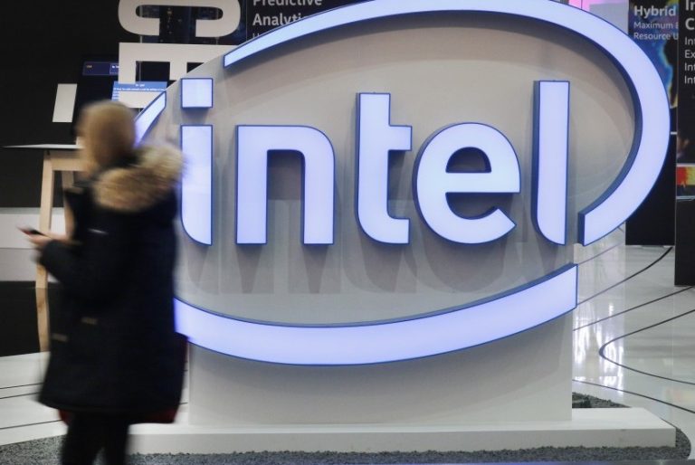 Pendapatan Anjlok, Intel Bakal PHK 15.000 Karyawan