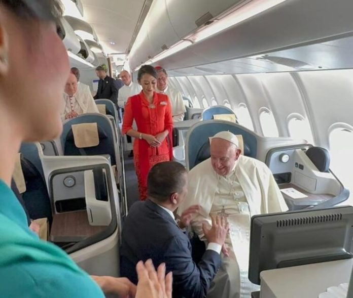 Garuda Indonesia Paus Fransiskus