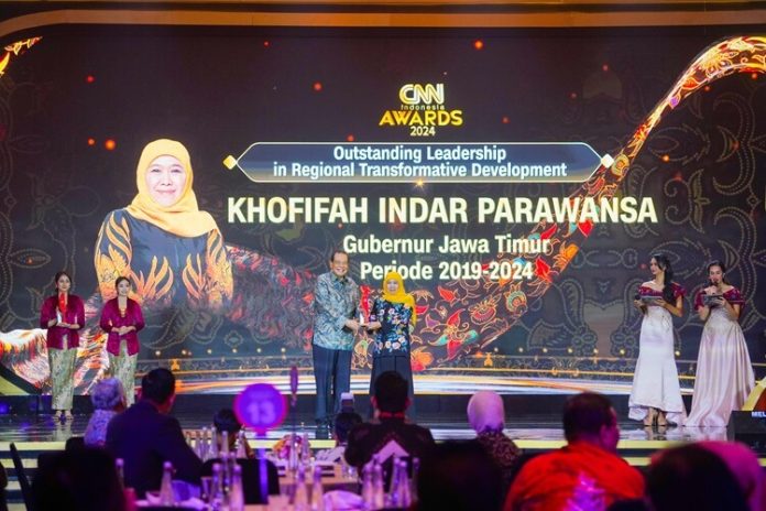 Penghargaan Khofifah