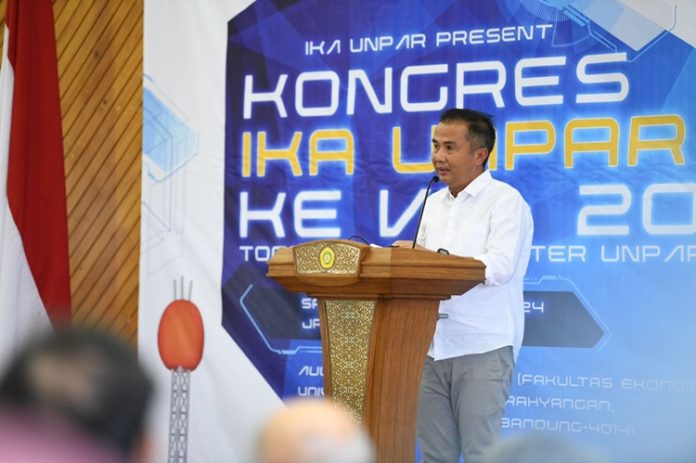 Bey Machmudin Kampus Unpar