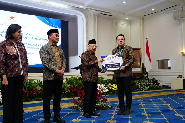 Berhasil Signifikan Turunkan Kemiskinan Ekstrem, Jatim Terima Insentif Fiskal Rp 6,2 Miliar