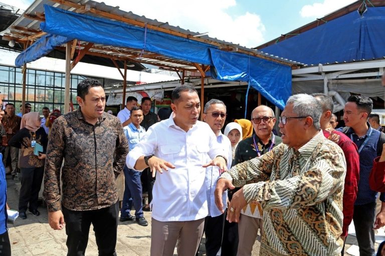 Wali Kota Eri Targetkan Revitalisasi Pasar Kembang Selesai Awal Tahun 2025