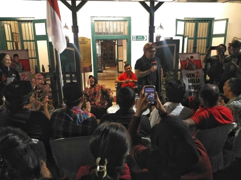 Hadiri Deklarasi Pioneerisma, Hasto : Kepemimpinan Bu Risma Beri Ruang Tak Terbatas Bagi Pemuda