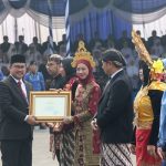 Pemkot Surabaya Gelar Upacara Peringatan Hari Guru Nasional, Sekaligus HUT KORPRI ke-53