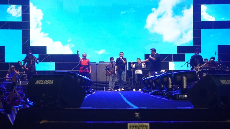 Konser Surabaya Satu Suara Resik-Resik Jawa Timur