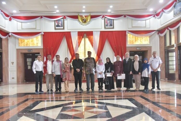 Pemkot Surabaya Komisi X DPR RI