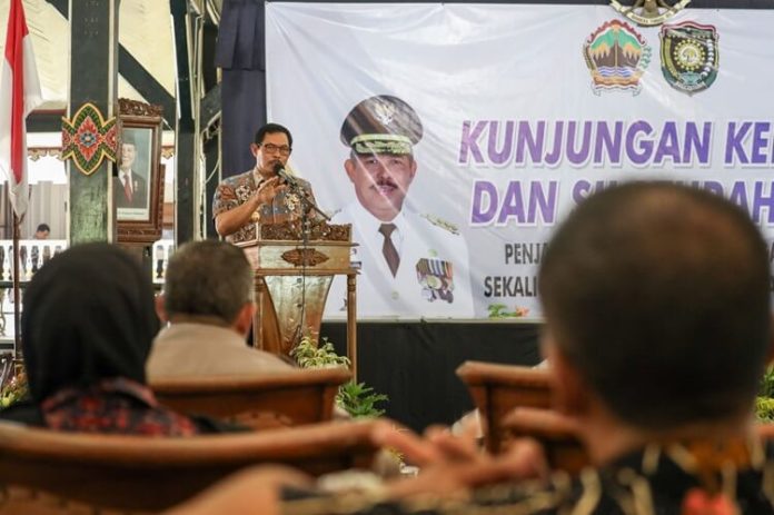 Resmikan Proyek Purworejo