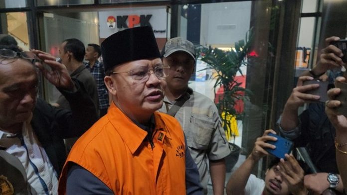 Gubernur Bengkulu tersangka