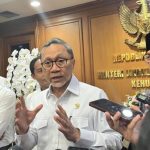 Menko Pangan Zulhas Dorong Kepala Desa Kembangkan Komoditas Kelapa.