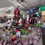 KAI Daop 8 Surabaya Meriahkan Nataru 20242025, Hadirkan Pohon Cemara Tertinggi