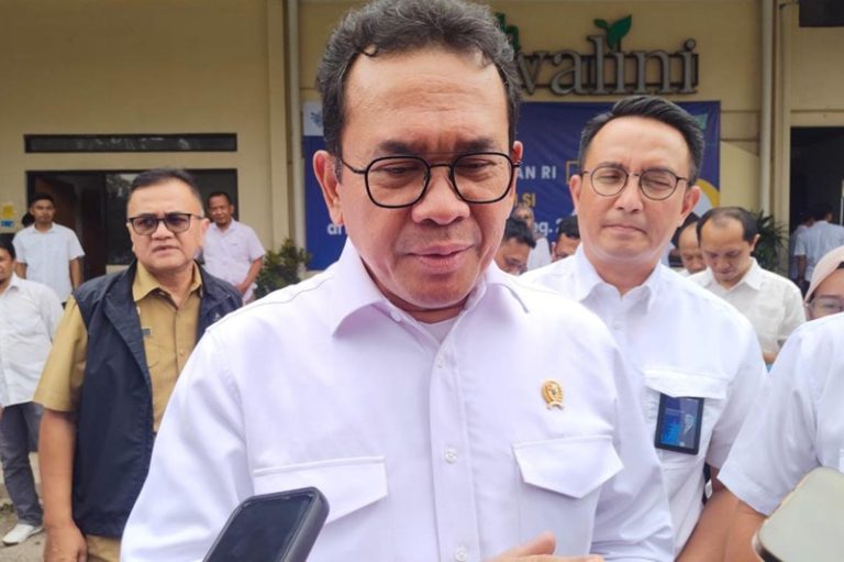 Mendag Tinjau Langsung Keterbutuhan Teh Ekspor Mancanegara PTPN I Jawa Barat