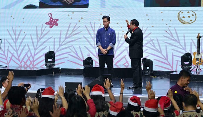 Wapres Gibran Tinjau Perayaan Natal di GBI Solo, Wujudkan Natal yang Damai dan Harmonis