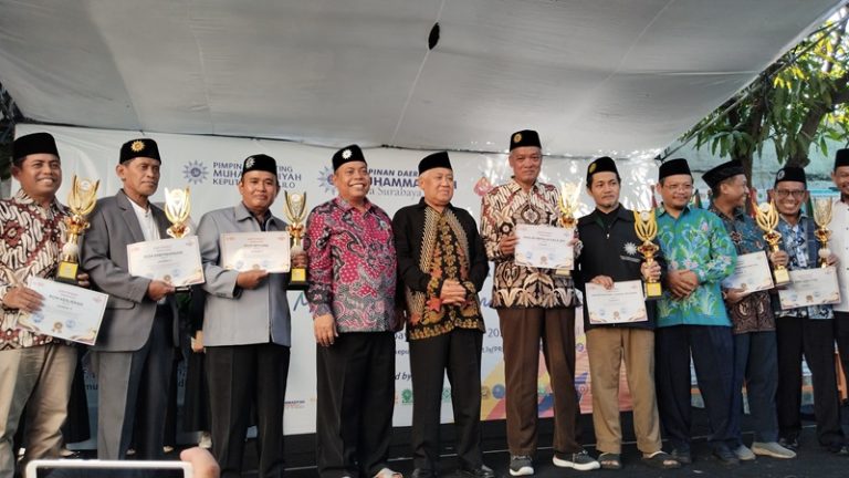Surabaya Rayakan Milad Muhammadiyah, Din Syamsuddin Hadir