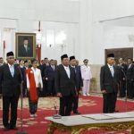Pimpinan dan Dewas KPK Mengucapkan Sumpah Janji di Hadapan Presiden.