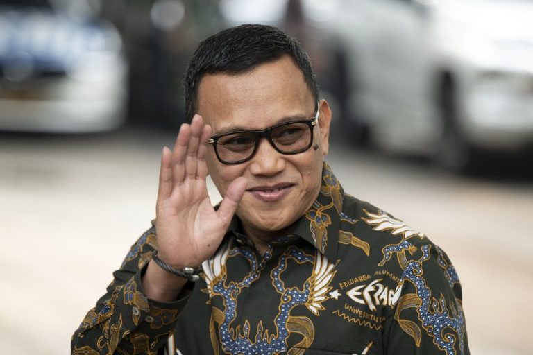 Usul Menteri Karding: Bahasa Inggris Jadi Bahasa Kedua untuk Tingkatkan Daya Saing Indonesia