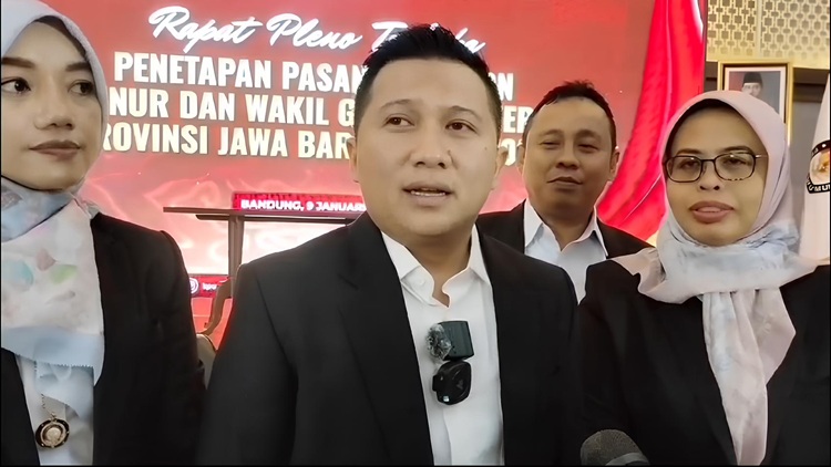 KPU Jabar Resmi Tetapkan Dedi – Erwan Jadi Gubernur dan Wakil Gubernur Jabar Terpilih