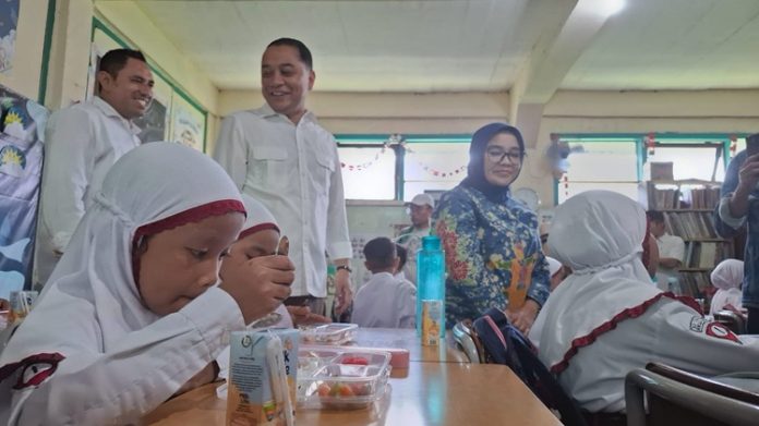 Makan Bergizi Gratis SD Taquma