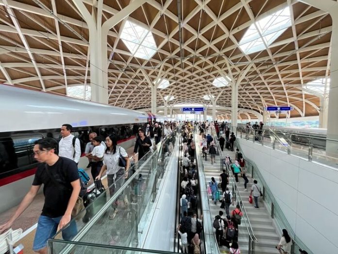 Whoosh Pecahkan Rekor