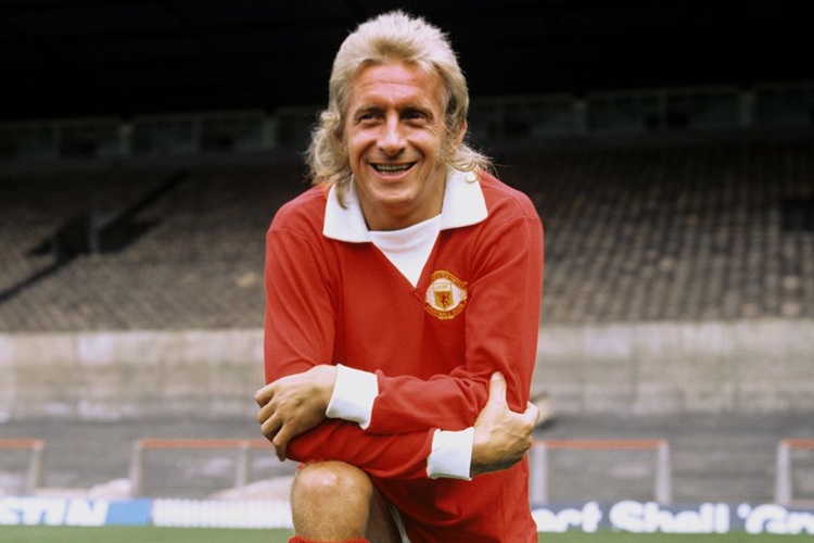 Denis Law Meninggal