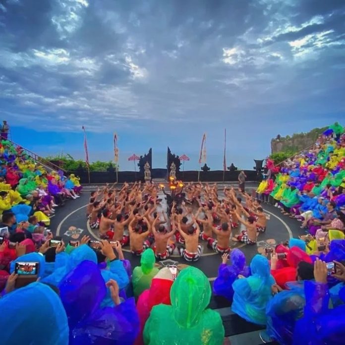 Tari Kecak Uluwatu