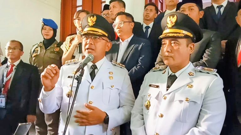 Walikota Farhan Tegaskan akan Tancap Gas Seleseikan Masalah di Kota Bandung