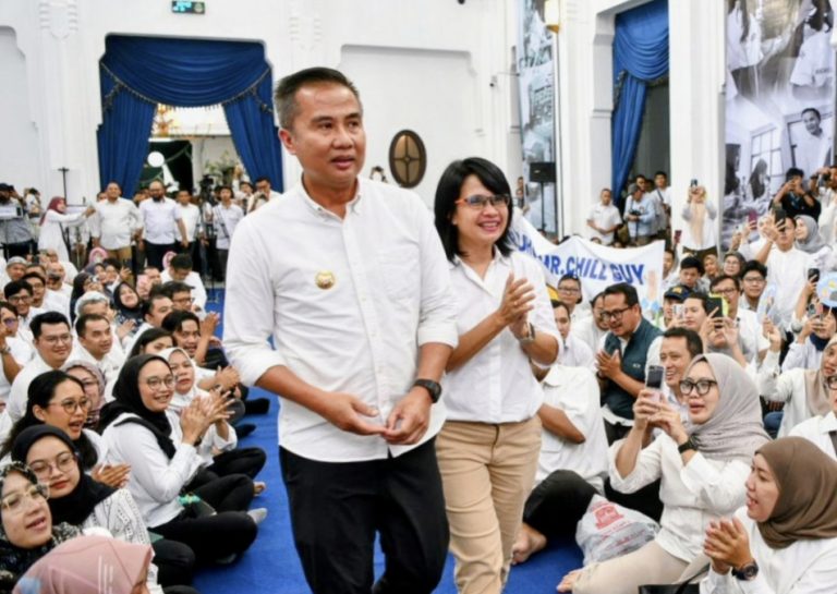 Momen Haru Perpisahan Pj Gubernur Jabar: Terima Kasih, Saya Titip Semua!