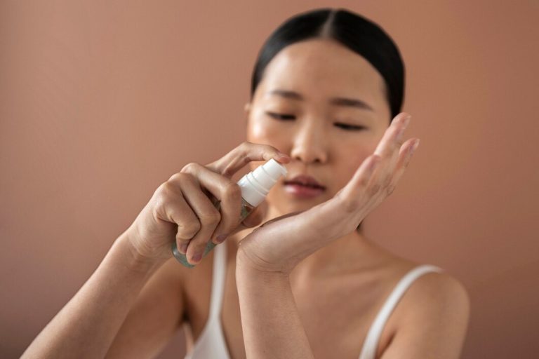 Cegah Overclaim Skincare, Ini Tips Memilih Maklon yang Berkualitas