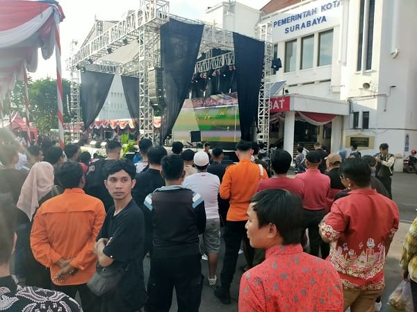 Pemkot Surabaya Gelar Nobar