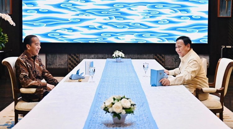 Momen Kebersamaan Presiden Prabowo dan Joko Widodo saat Berbuka Puasa di Istana