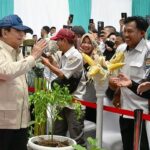 Presiden Prabowo Luncurkan Gerina, Apresiasi Partisipasi Aktif Wujudkan Ketahanan Pangan Nasional-04-23_at_3.14.47_PM (1)