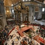 Jokowi Beserta Utusan Prabowo Hadiri Prosesi Pemakaman Paus Fransiskus di Basilika Santo Petrus