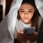 medium-shot-suffering-teenager-being-cyberbullied_23-2150171371