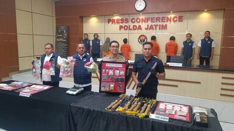 Narkoba Jaringan Malaysia Dibongkar Polda Jatim, 9,4 Kg Sabu dan Ribuan Ekstasi Disita