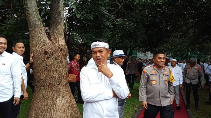 Dedi Disoroti Media Asing